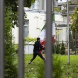 Deux Valaisans condamnés pour avoir décroché le drapeau d'Iran.